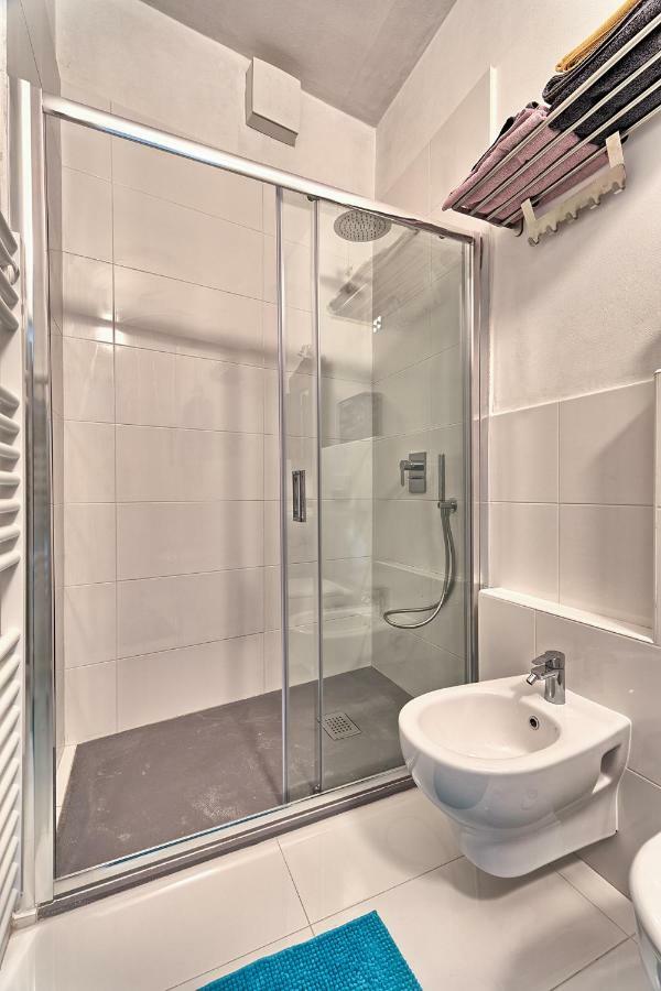Marina Apartments Colico Ngoại thất bức ảnh